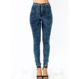 🎉HOST PICK🎉 12/23 NWT High Waist Skinny Jeans 👖